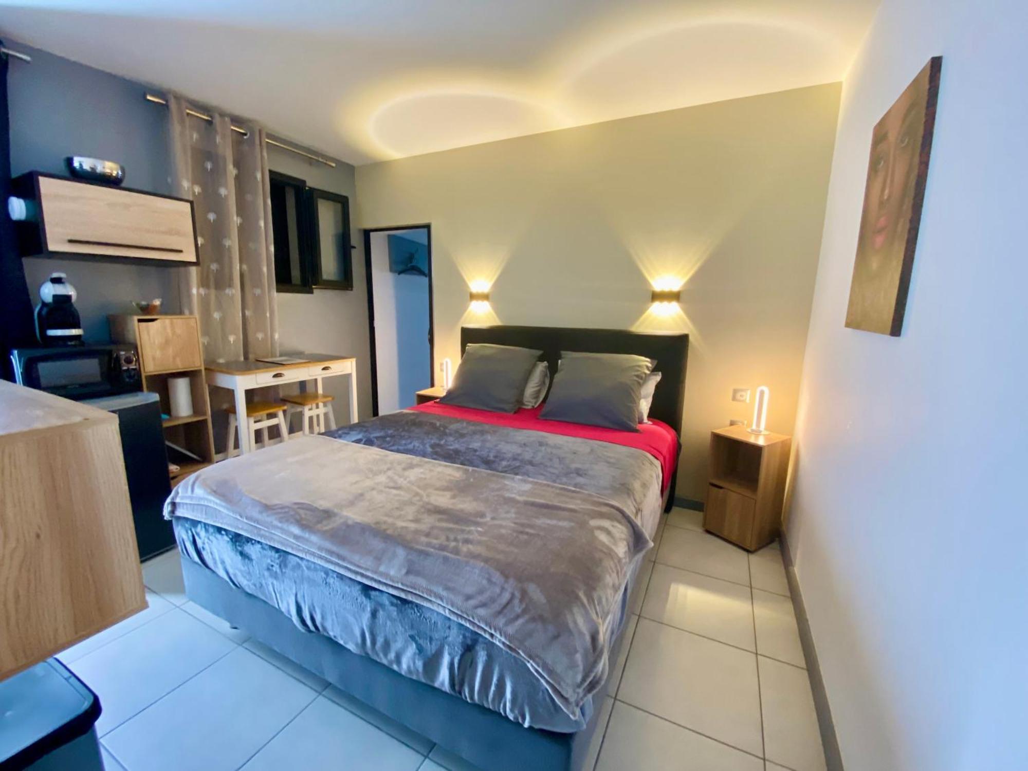 Hostal 170 Room 15 Service Appartement Le Tampon Zewnętrze zdjęcie
